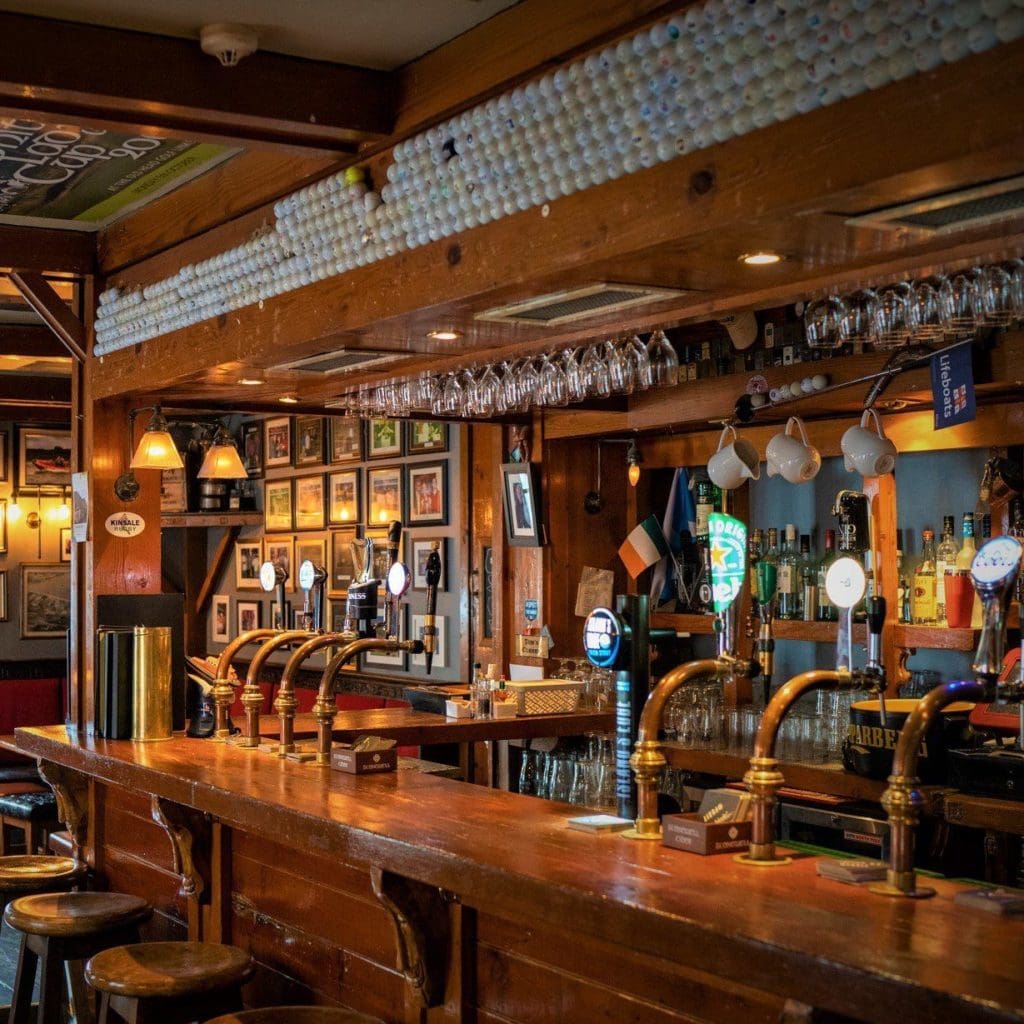 hotel, bar, restaurant